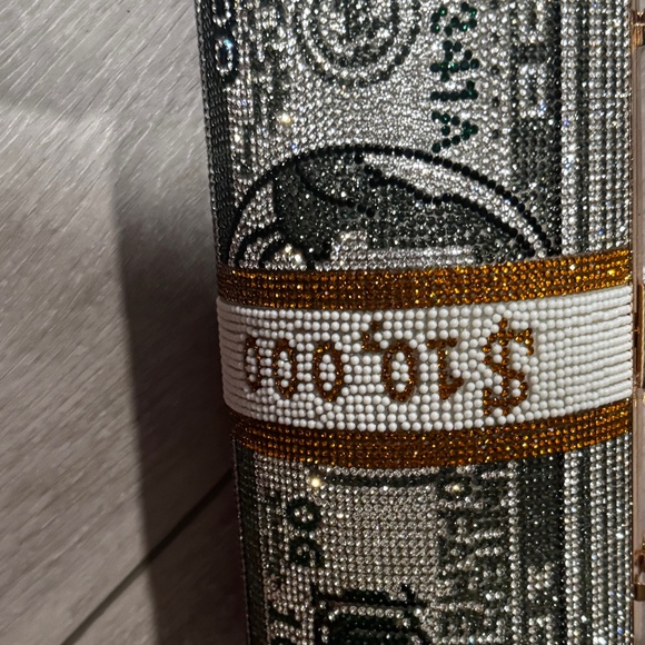 BRAND NEW MONEY SHINE BAG!! - Picture 2 of 14